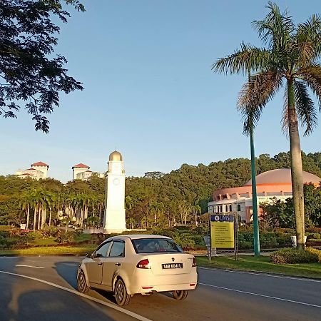 Sepanggar Kingfisher Homestay Kota Kinabalu Extérieur photo